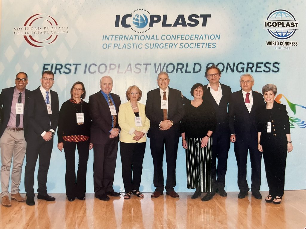 Dr. Lessard at ICOPLAST World Congress